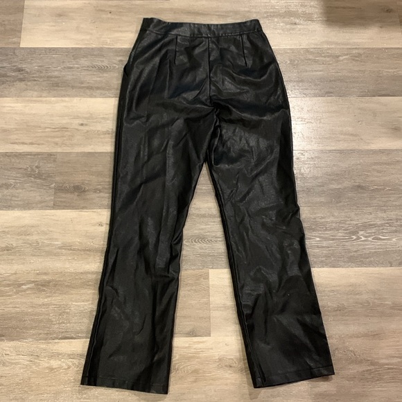 Nasty Gal black faux leather pants size 6 - Picture 3 of 3